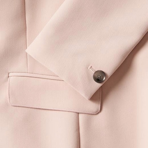 saleBanana republic trench coat. - Picture 4 of 8